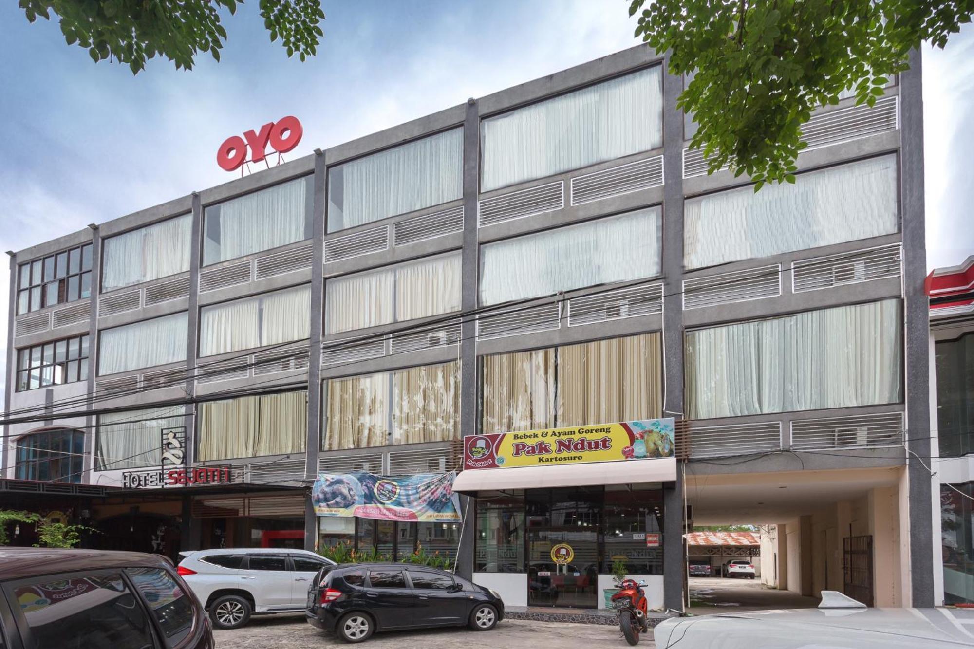Oyo 663 Hotel Sejati Balikpapan  Exterior foto